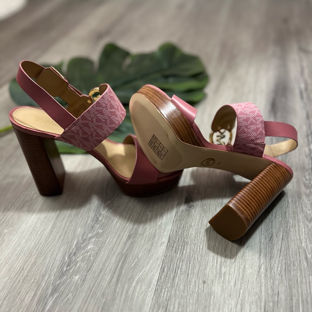 Michael Kors Summer Leather and Logo Platform Sandal ✨brand new✨ no box - Picture 6 of 8